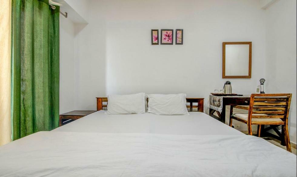 Isec Apartment Bombay Esterno foto